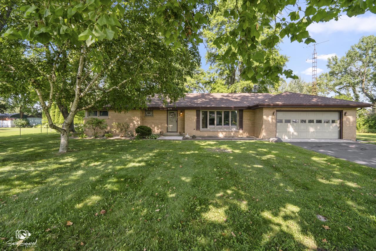 670 N 4th Ave., Coal City, IL 60416