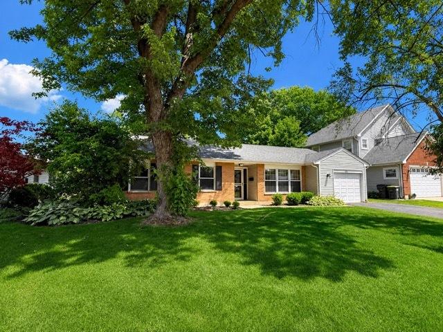 1525 N Patton Ave., Arlington Heights, IL 60004
