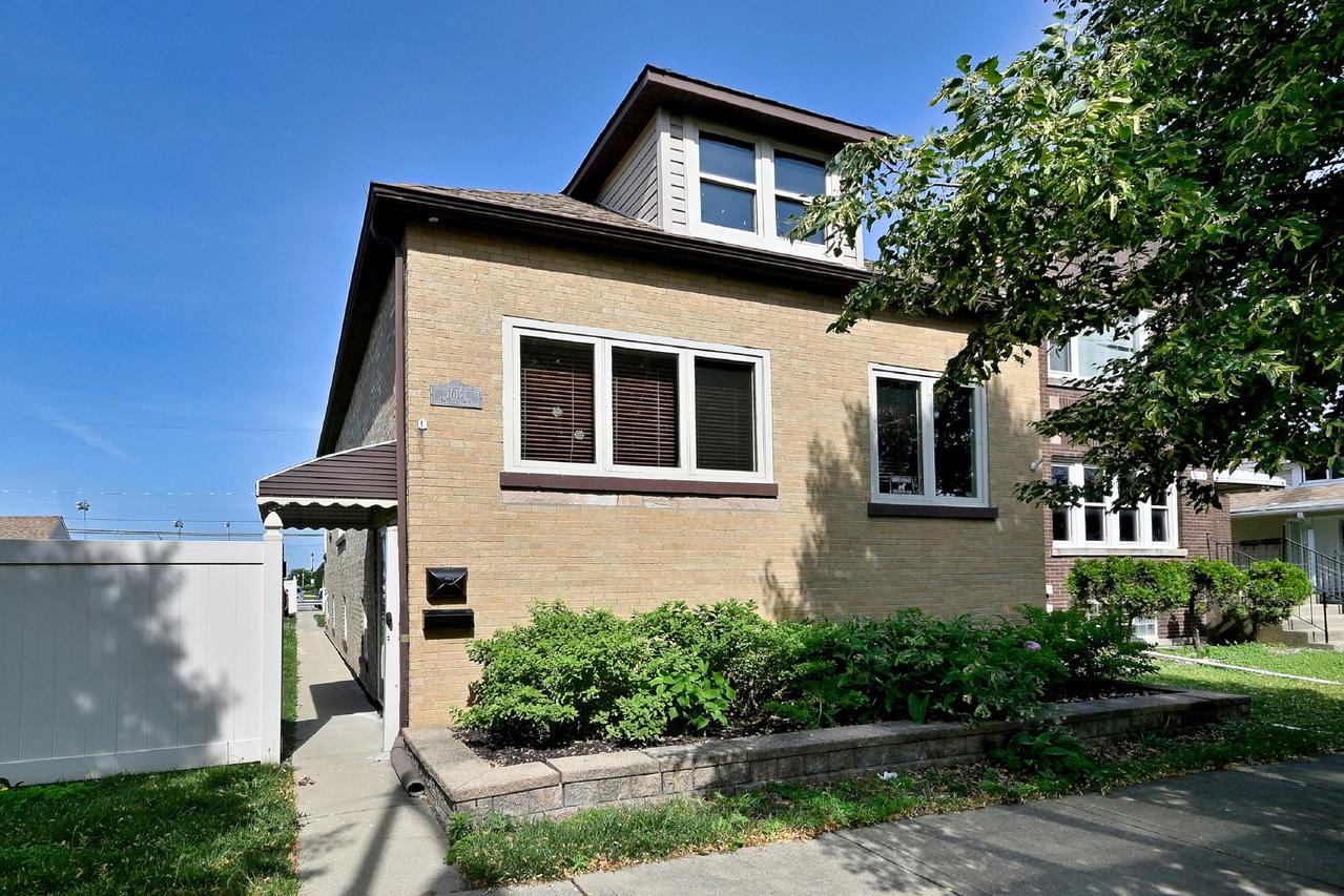 1012 N 24th Ave., Melrose Park, IL 60160