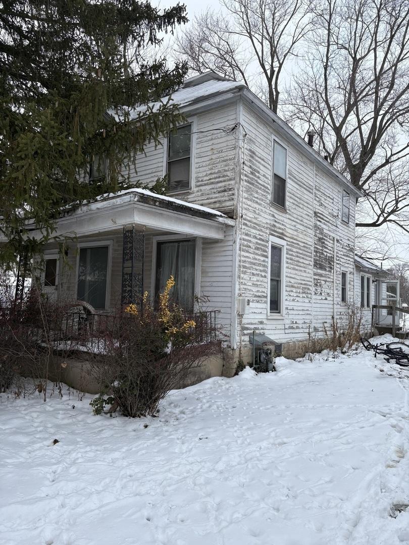 422 E Ash St., Watseka, IL 60970