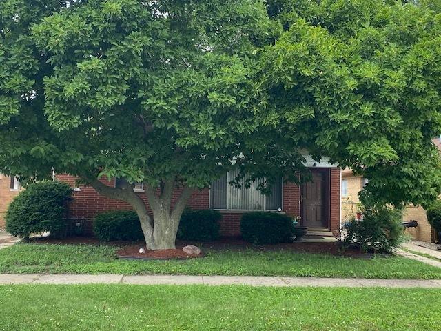 384 Greenbay Ave., Calumet City, IL 60409