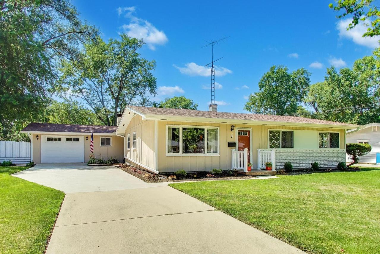 3 Seneca Dr., Montgomery, IL 60538