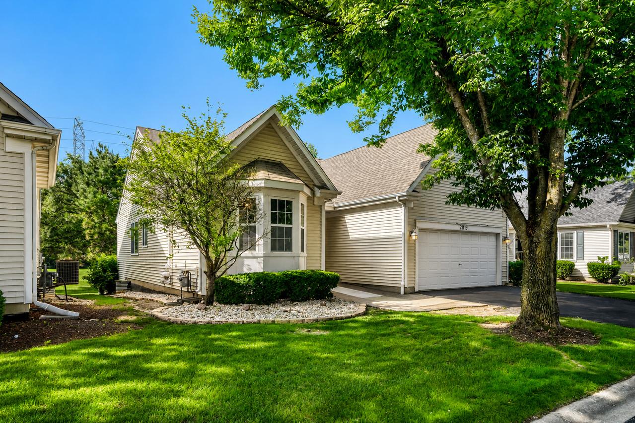 21119 W Walnut Ln., Plainfield, IL 60544