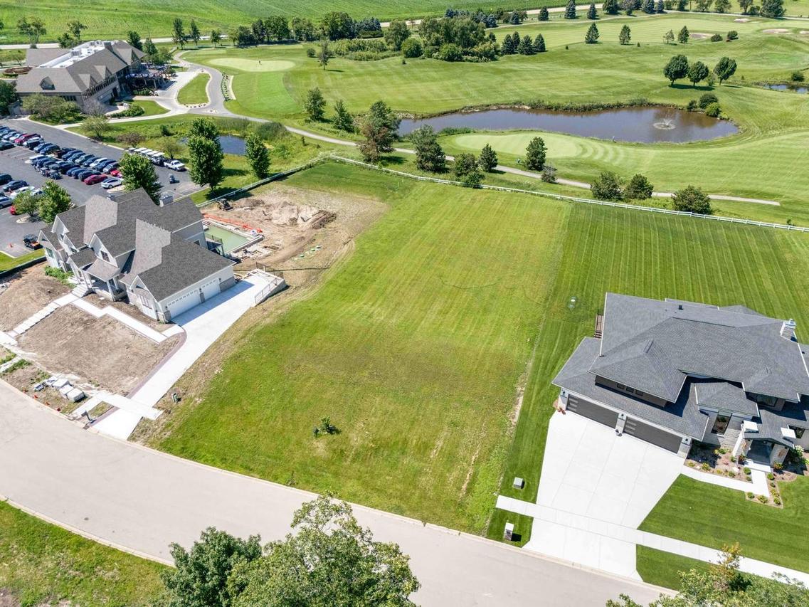 7629 Clubhouse Dr., Yorkville, IL 60560