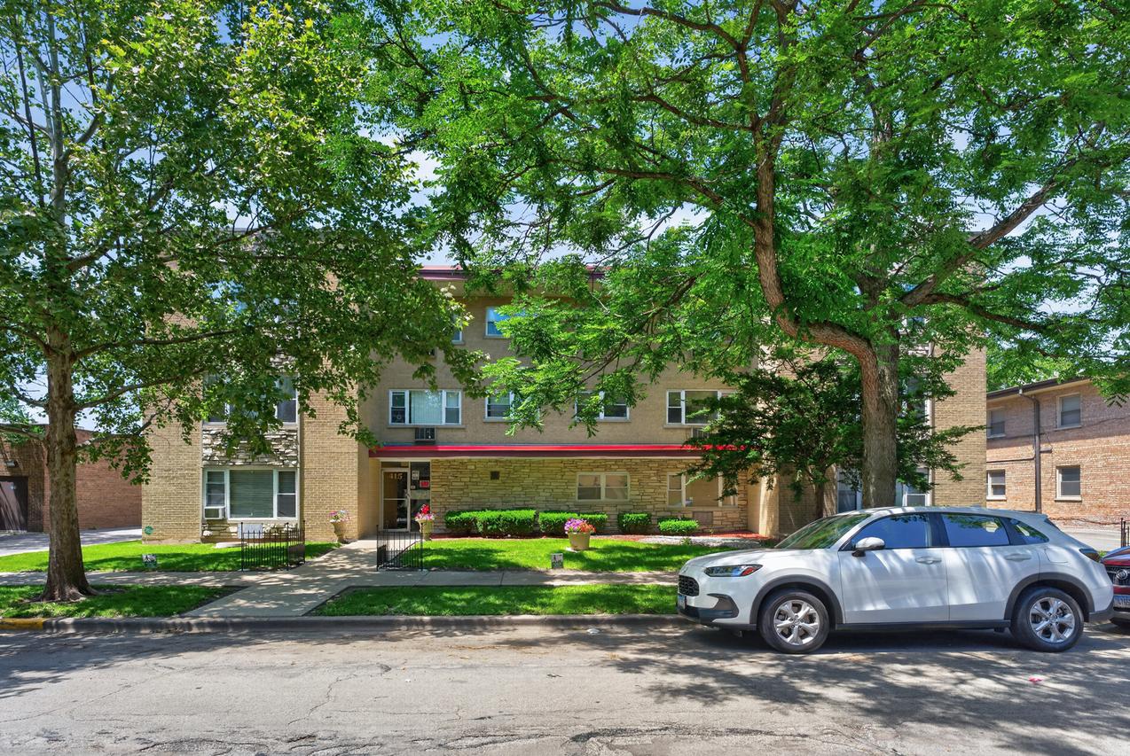 415 S Maple Ave. #503, Oak Park, IL 60302