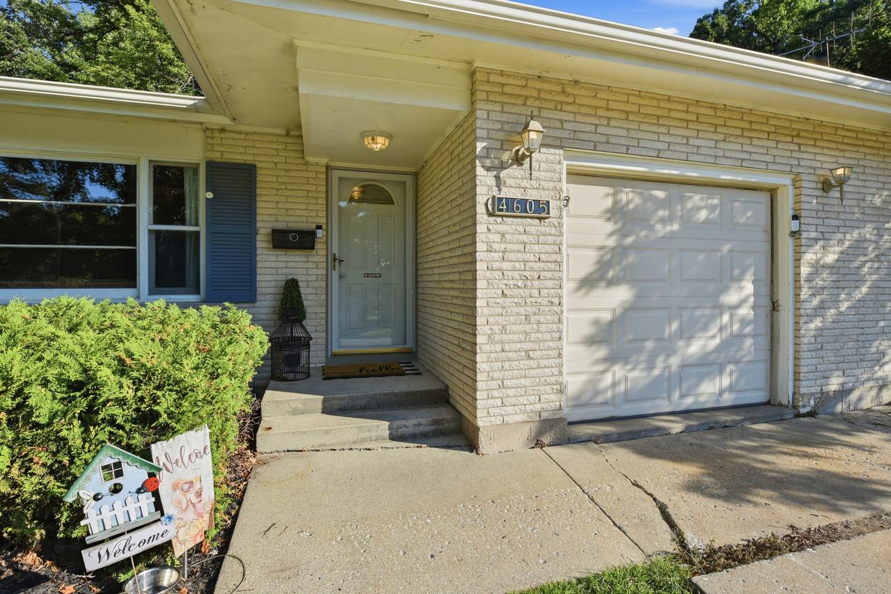 4605 Ashley Dr., Mchenry, IL 60050