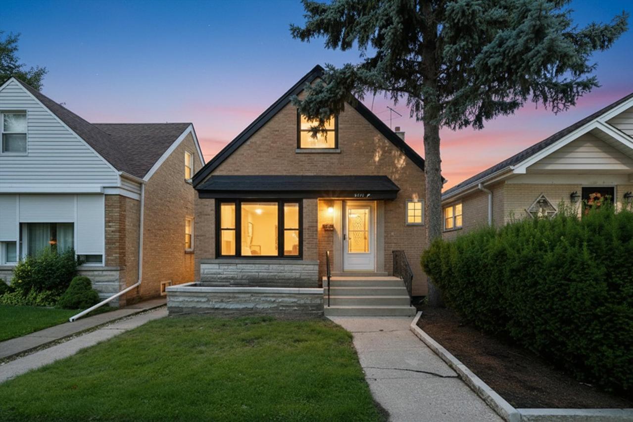 6332 N Mobile Ave., Chicago, IL 60646