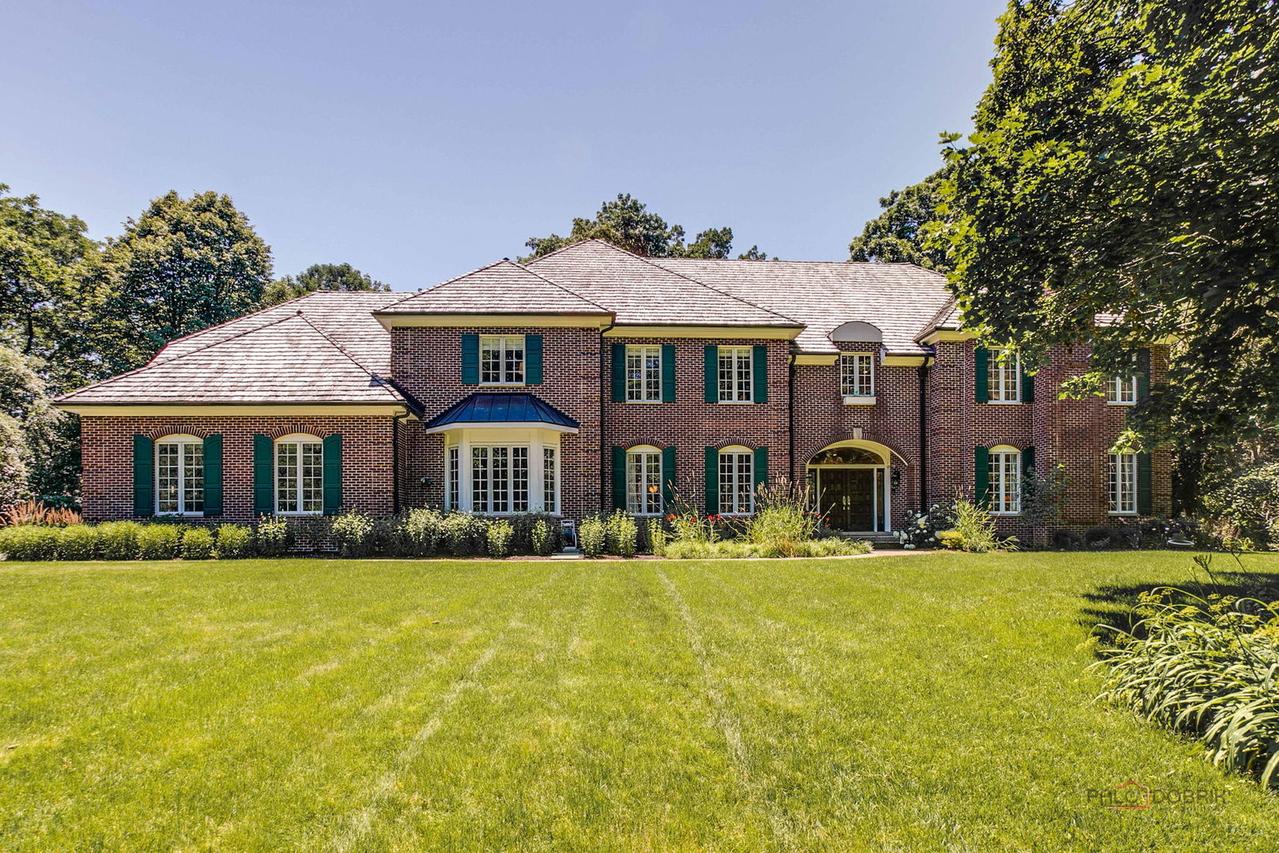610 S Ridge Rd., Lake Forest, IL 60045