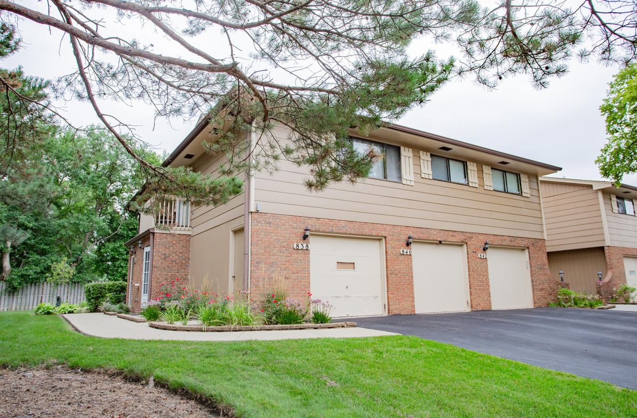 840 Dighton Ln., Schaumburg, IL 60173