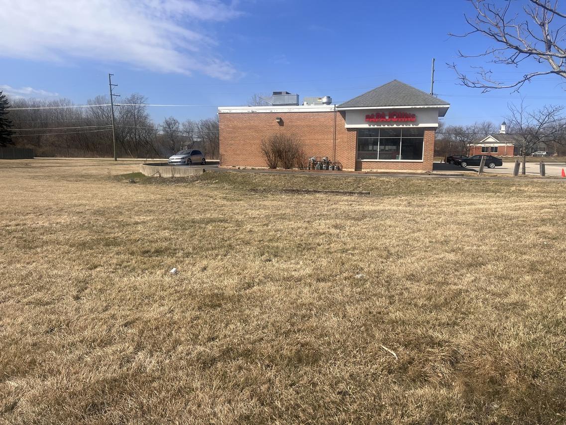 34625 N Il Route 83 Rd., Grayslake, IL 60030