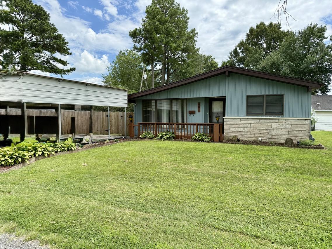 401 E Illinois St., Marion, IL 62959
