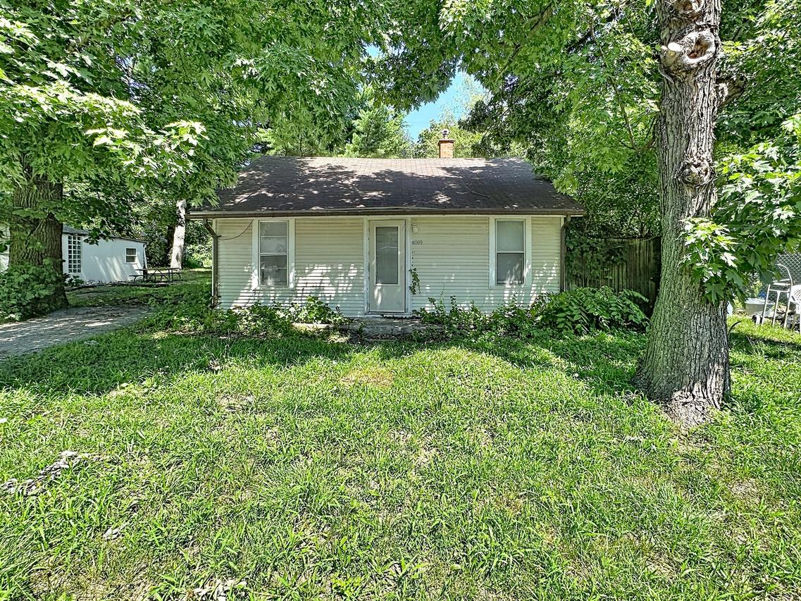 4009 6th St., Rock Island, IL 61201