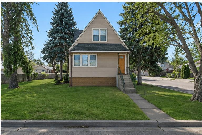 5649 W 87th Pl., Oak Lawn, IL 60453