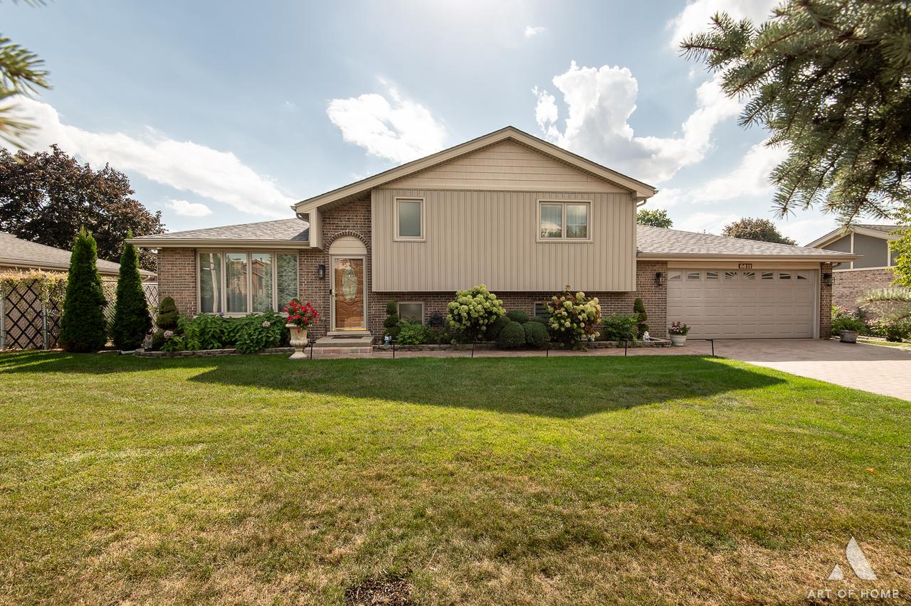 8611 W 75 St., Justice, IL 60458