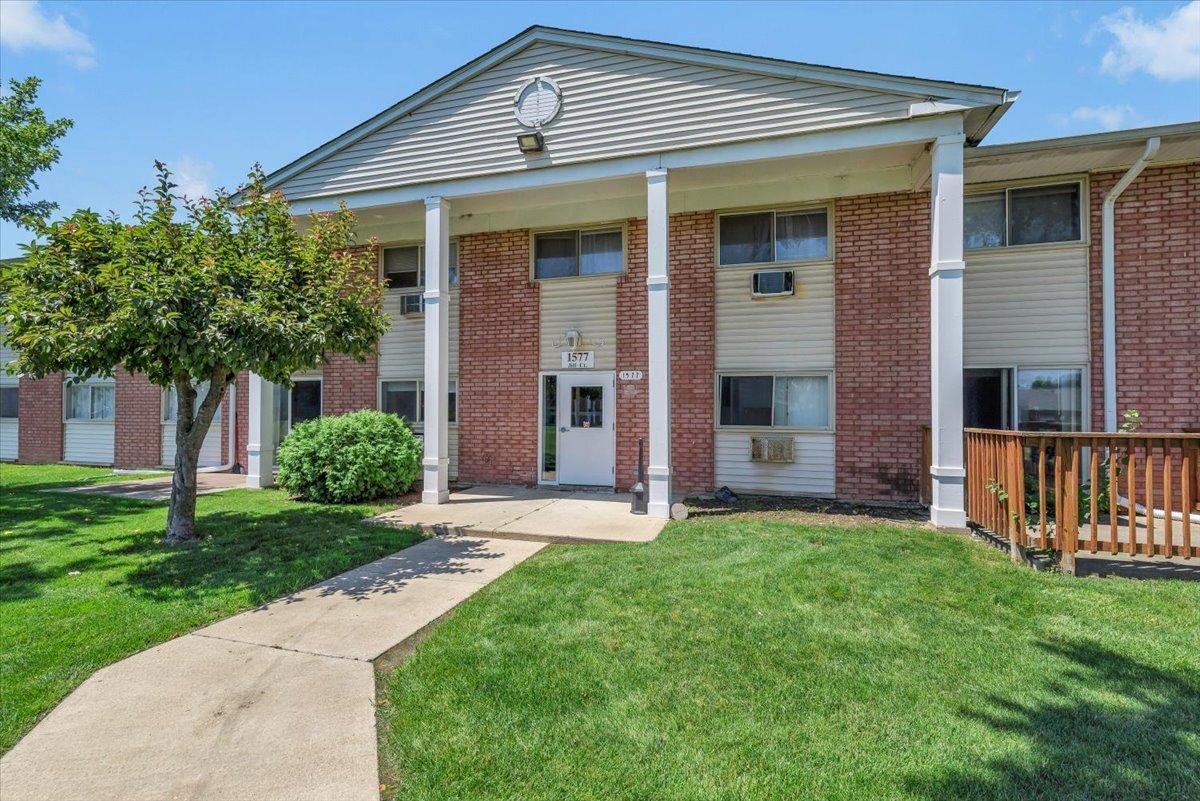 1577 Jill Ct. #108, Glendale Heights, IL 60139