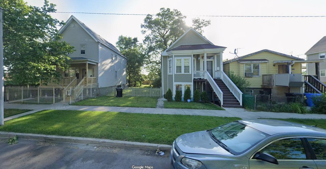5720 S La Salle St., Chicago, IL 60621