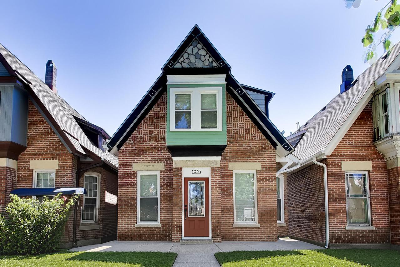 1033 S Claremont Ave., Chicago, IL 60612