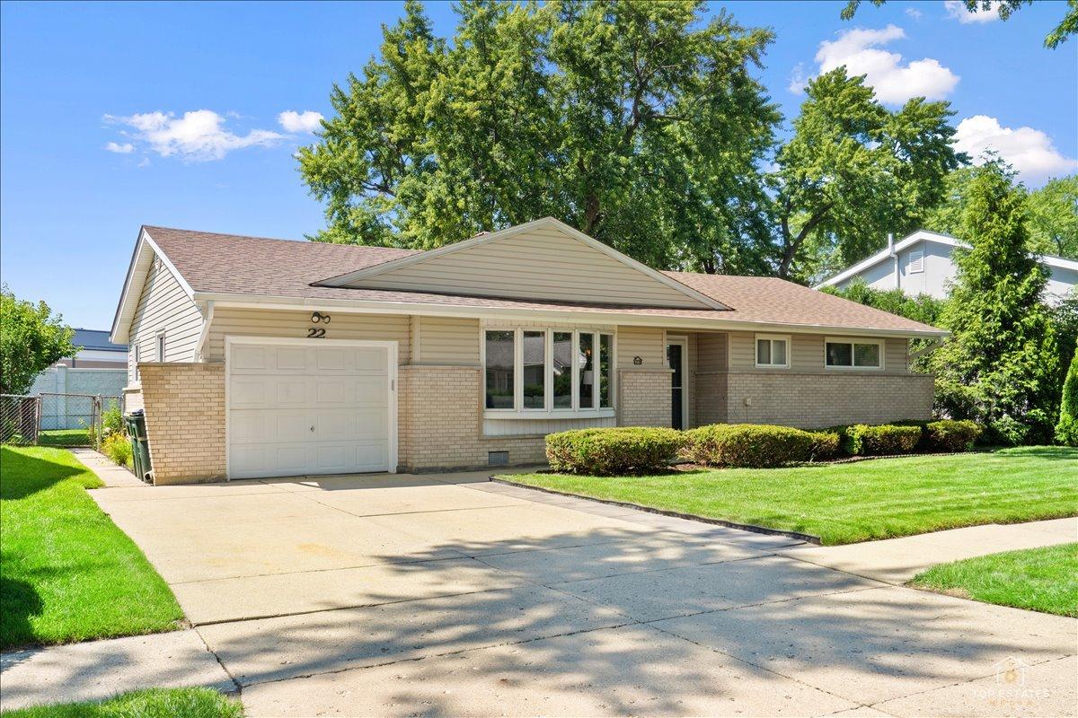 22 Forest Ln., Elk Grove Village, IL 60007