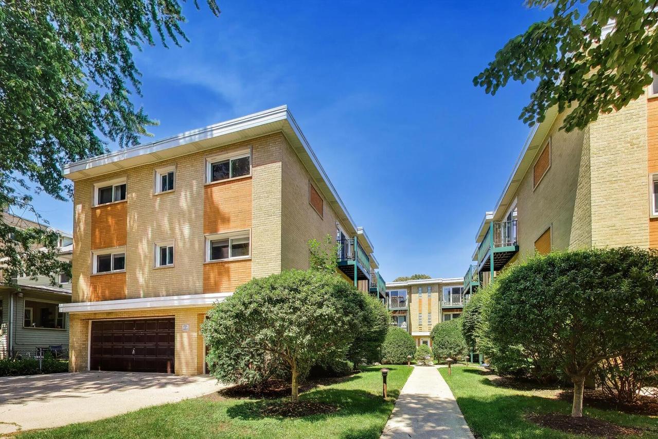 717 Seward St. #3E, Evanston, IL 60202