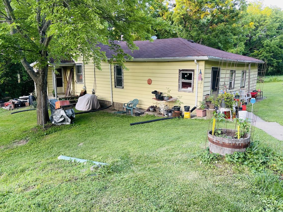 420 E 3rd St., Spring Valley, IL 61362