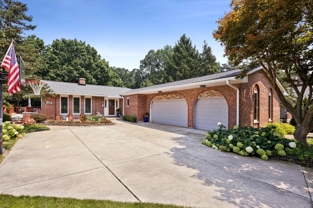 4433 Brittany Dr., Lisle, IL 60532