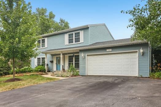 1644 Swallow St., Naperville, IL 60565