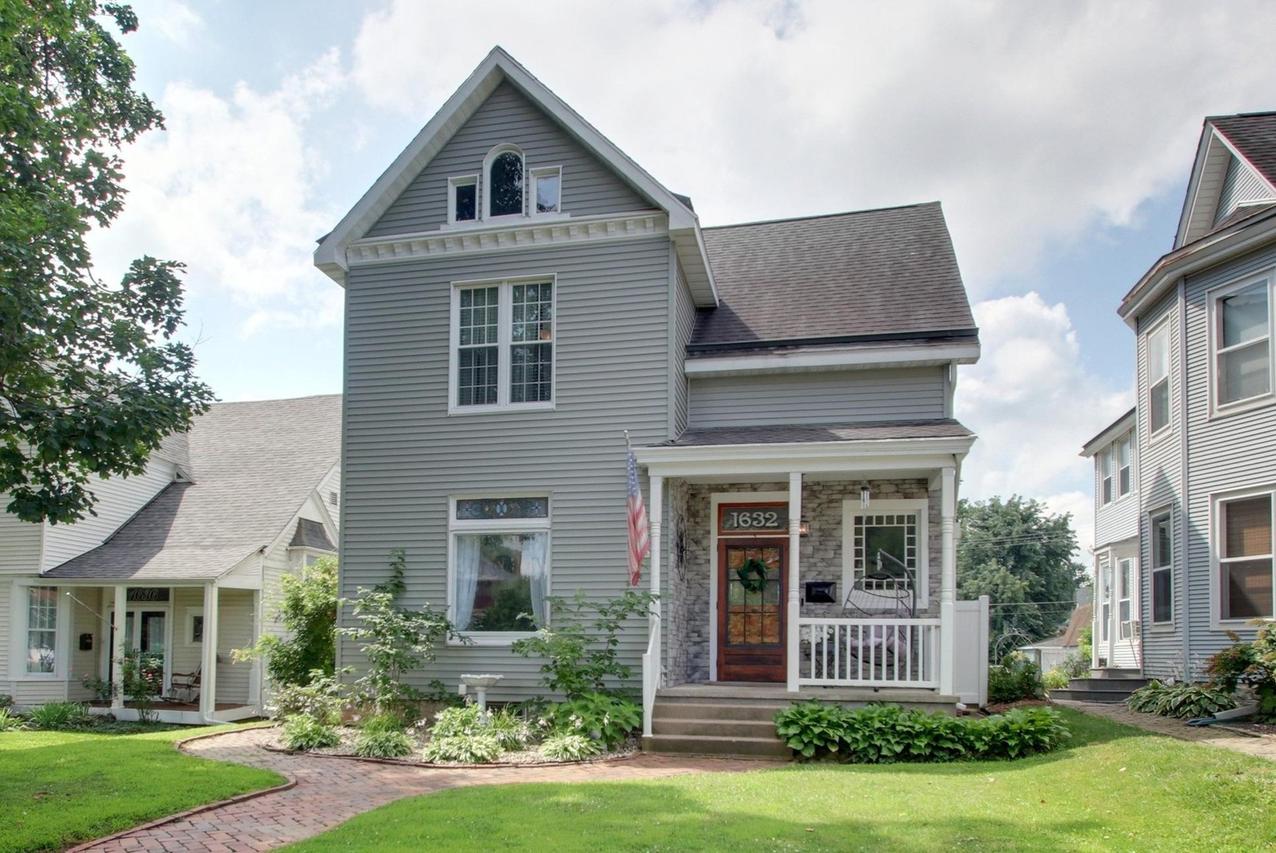 1632 Kentucky St., Quincy, IL 62301