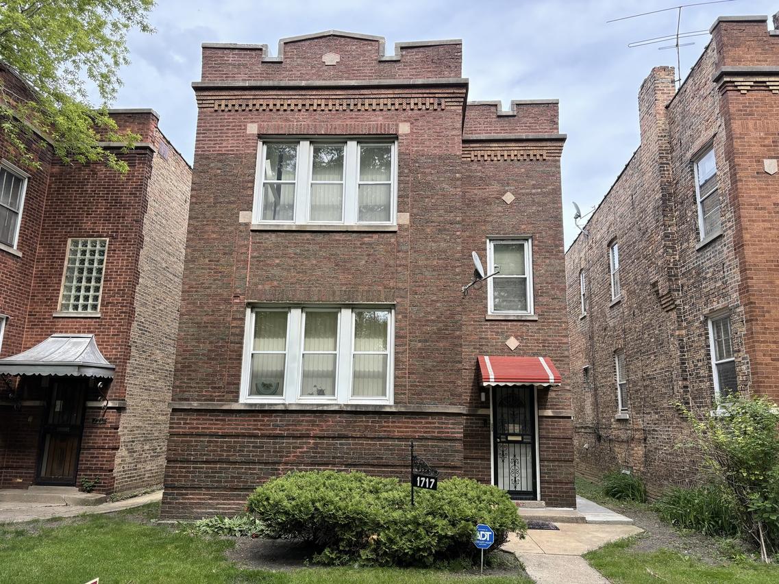 1711 N Austin Ave., Chicago, IL 60639