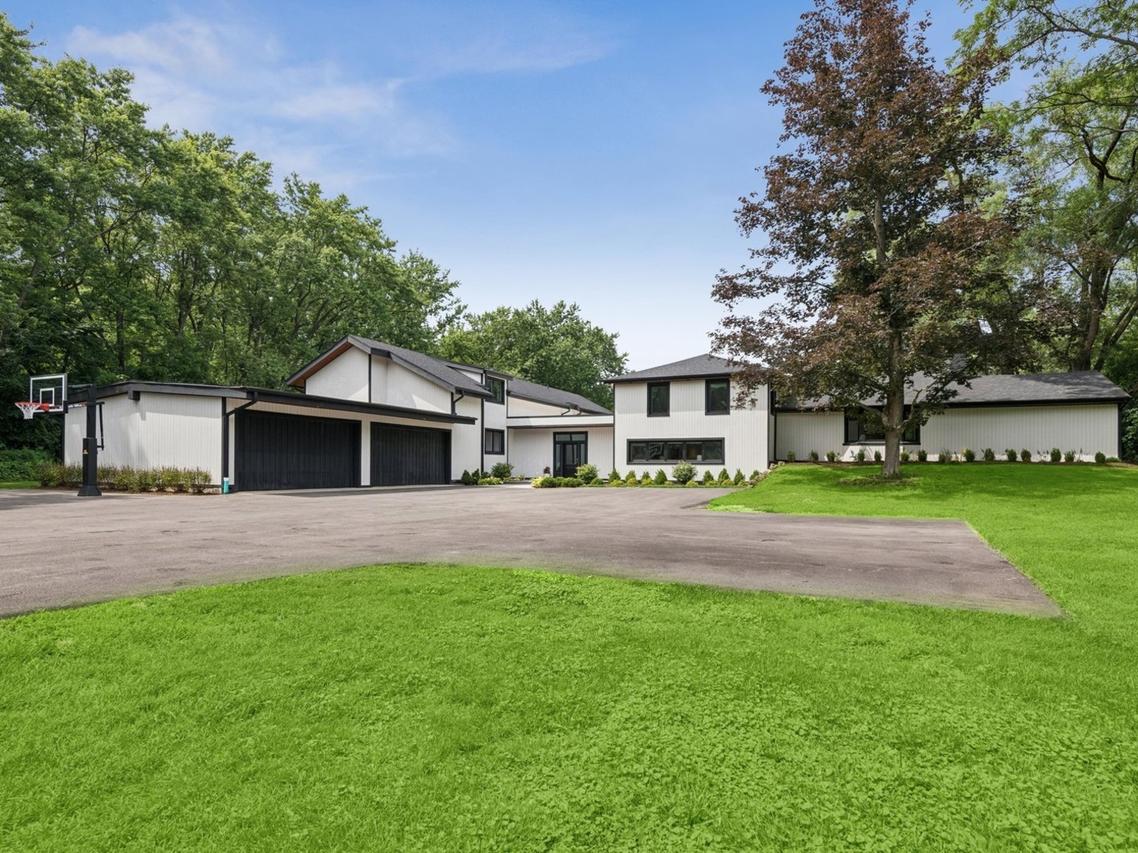 3148 Cuba Rd., Long Grove, IL 60047