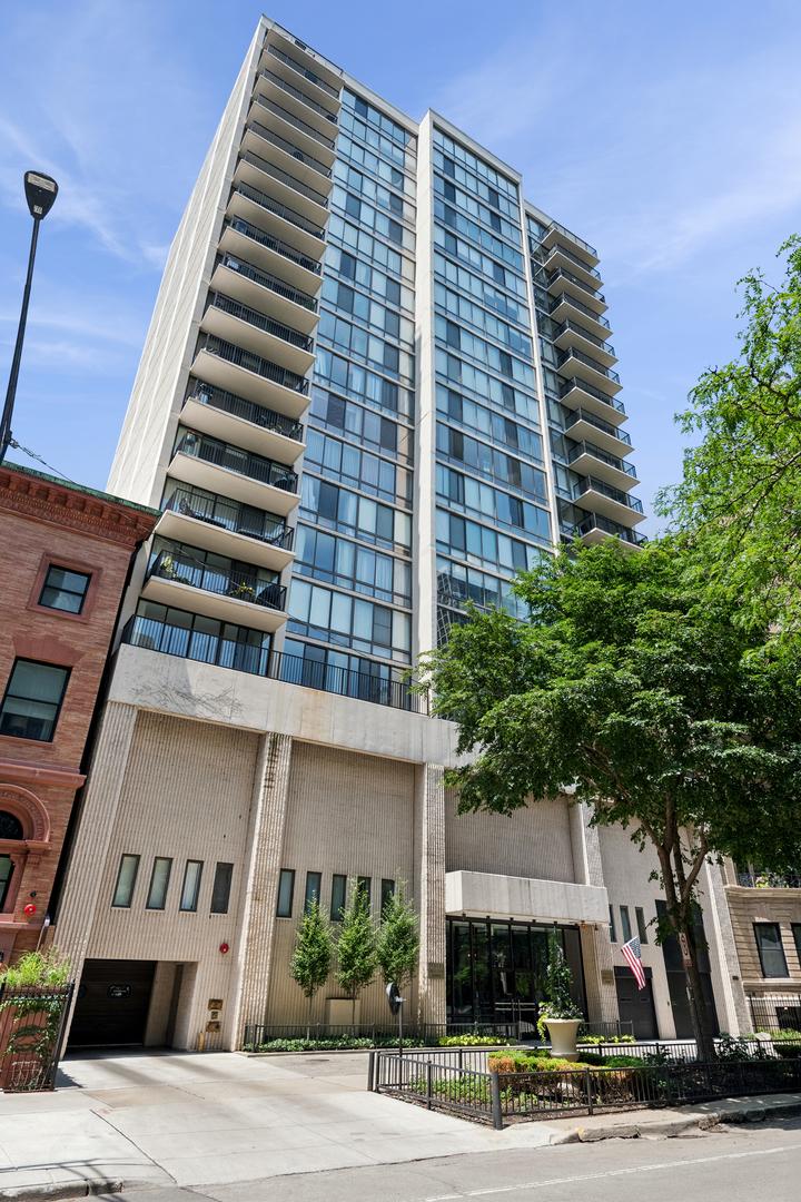 1516 N State Pkwy. #14C, Chicago, IL 60610