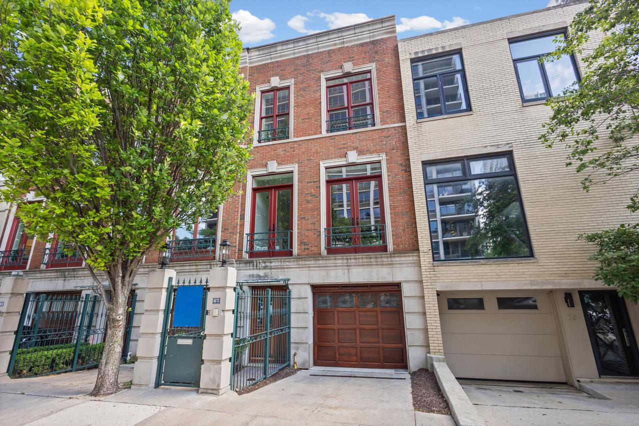 [Address Hidden by Seller], Chicago, IL 60610