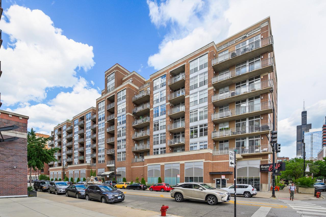 111 S Morgan St. #725, Chicago, IL 60607