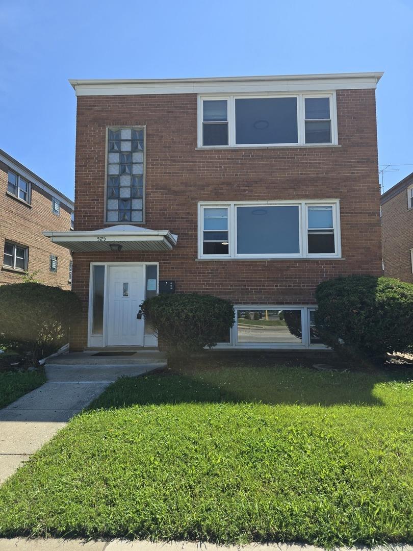 525 25th Ave., Bellwood, IL 60104