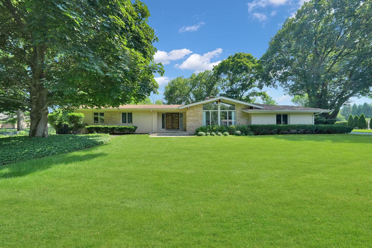 22W333 Glen Park Rd., Glen Ellyn, IL 60137