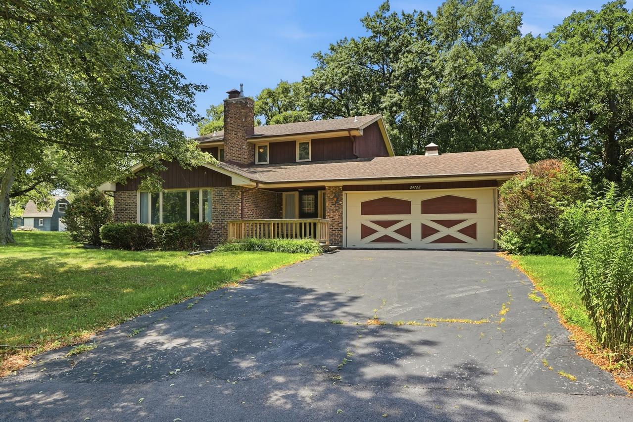 24722 S Oak Ln., Crete, IL 60417