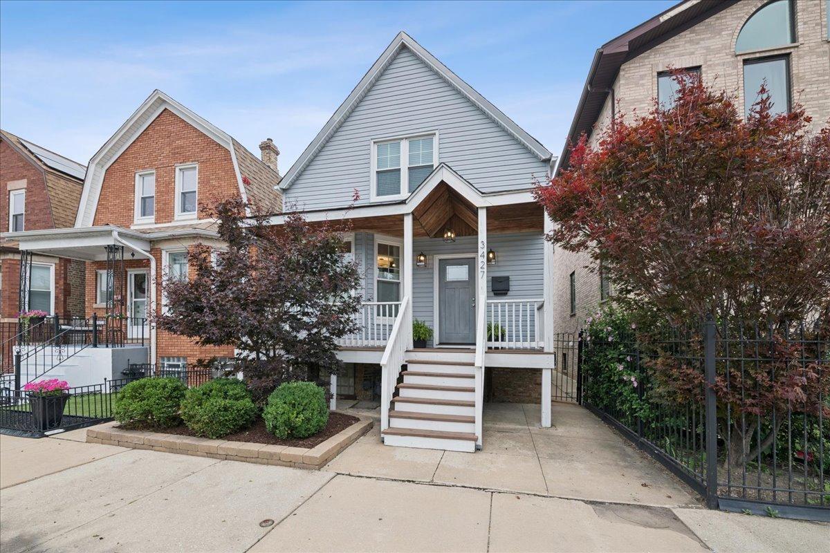 3427 N Kedzie Ave., Chicago, IL 60618