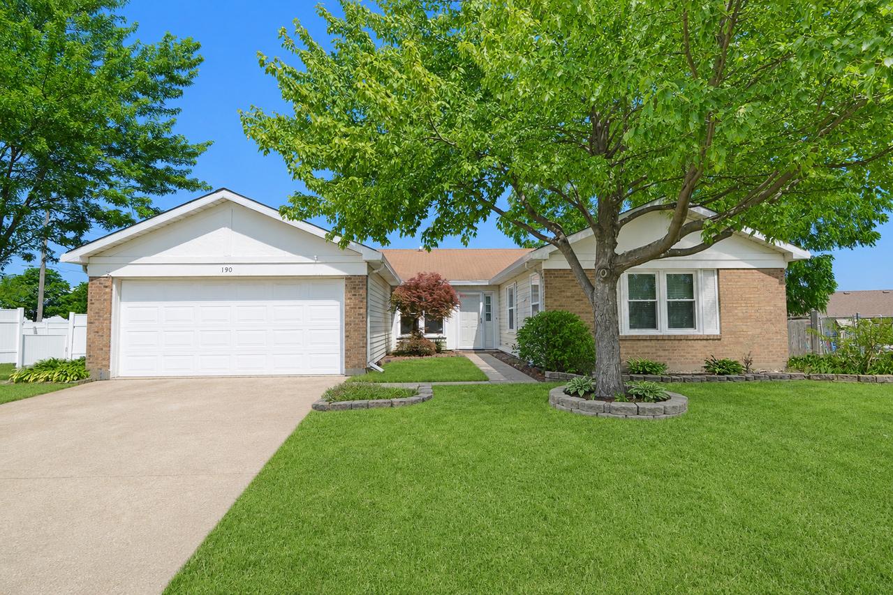 190 Appleby Dr., Glendale Heights, IL 60139