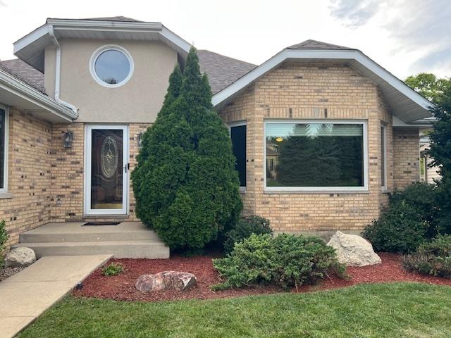 612 Edelweiss Dr., Antioch, IL 60002