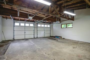 915 Safford Ave., Lake Bluff, IL 60044