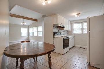 915 Safford Ave., Lake Bluff, IL 60044