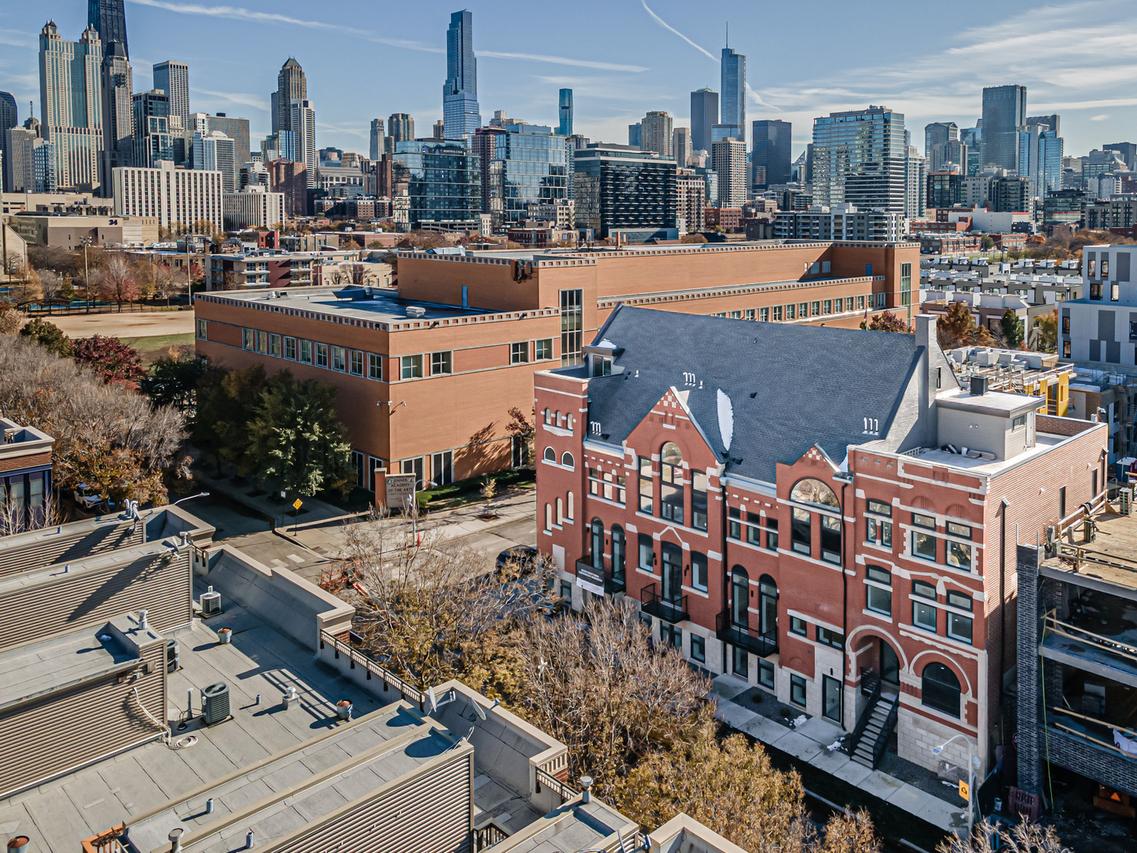 505 W Elm St. #1, Chicago, IL 60610