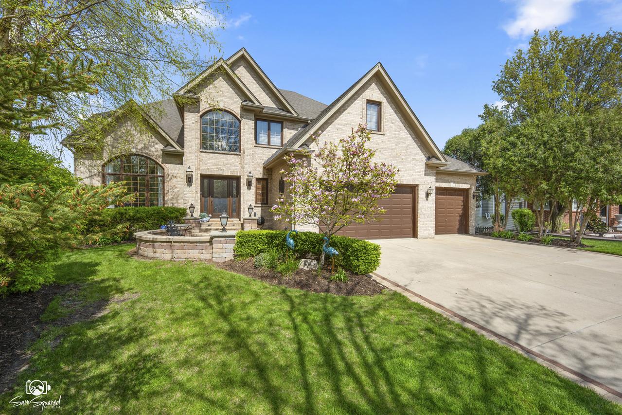 5915 Rosinweed Ln., Naperville, IL 60564