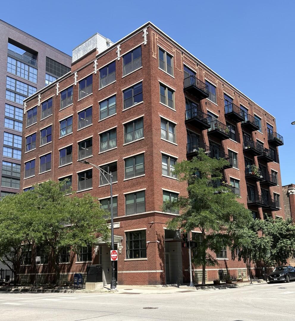 106 N Aberdeen St. #3G, Chicago, IL 60607