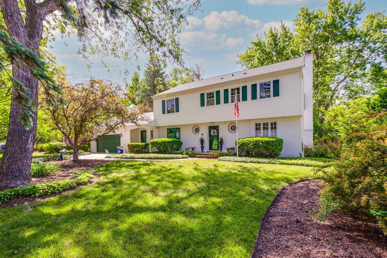 433 Greenwood Ave., Lake Forest, IL 60045