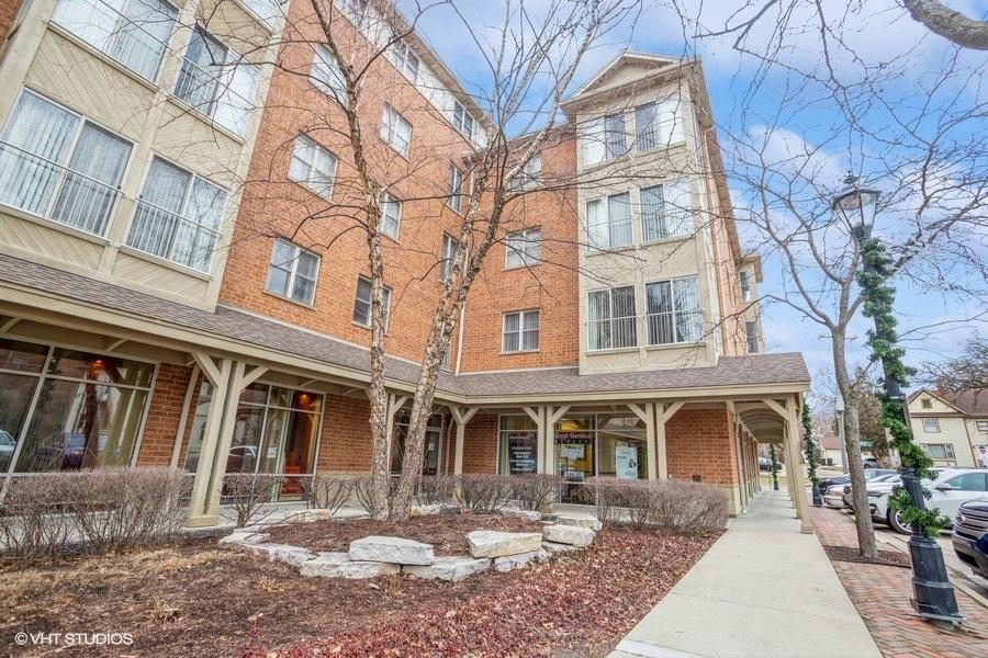 100 N Bokelman St. #429, Roselle, IL 60172