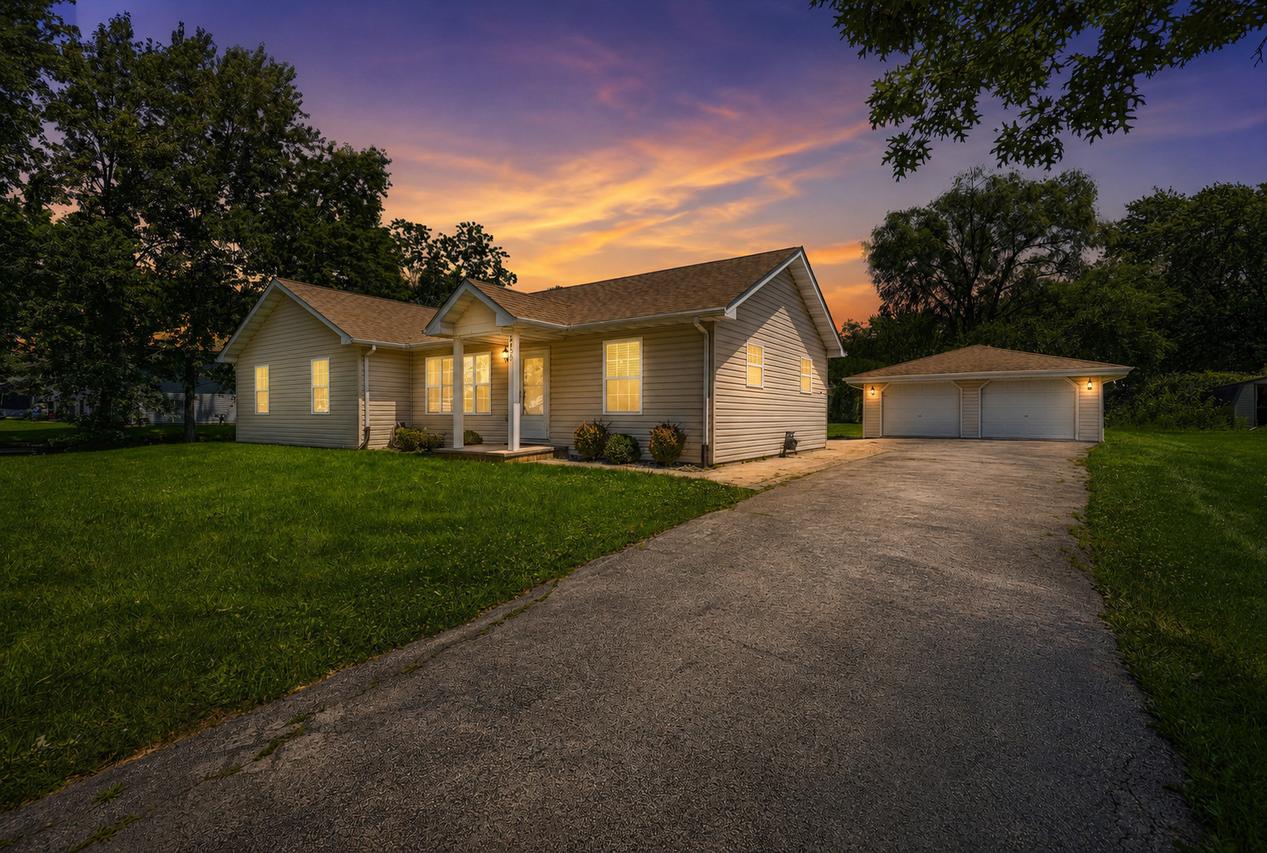 2420 Von Esch Rd., Joliet, IL 60431