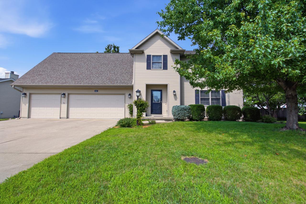 613 Sycamore Dr., St. Joseph, IL 61873