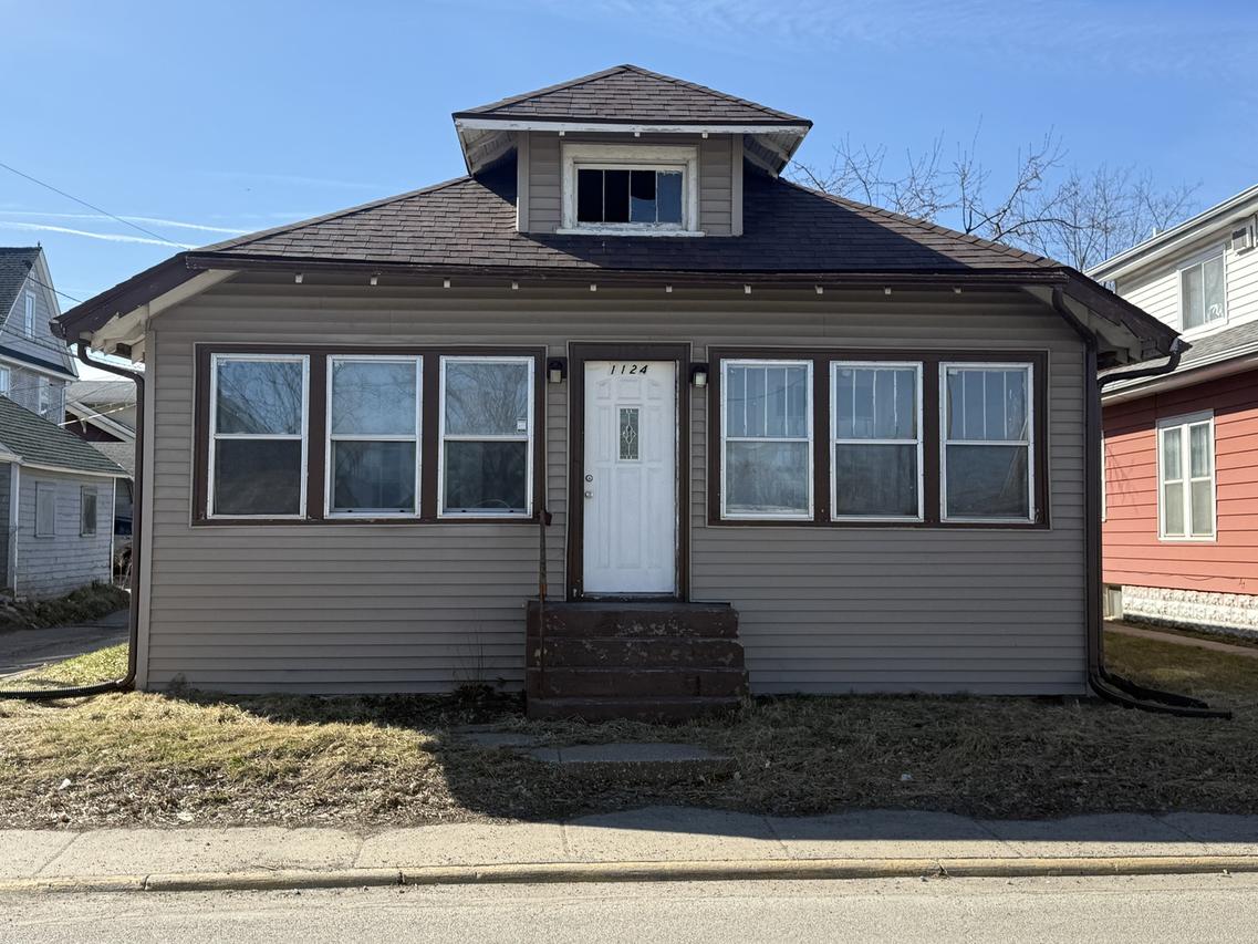 1124 18th Ave., Rock Island, IL 61201