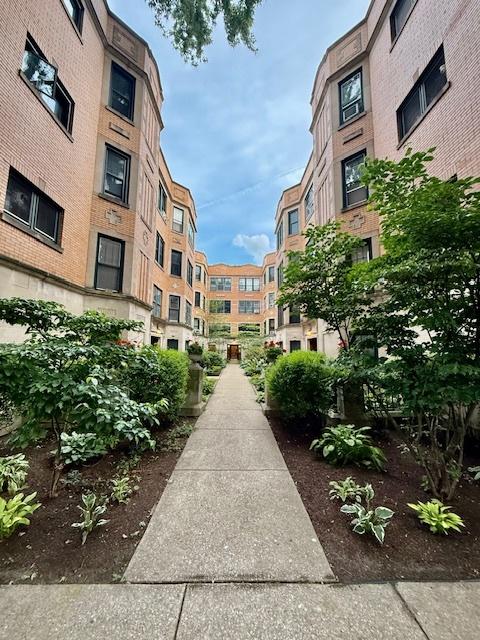 1217 W Granville Ave. #2B, Chicago, IL 60660