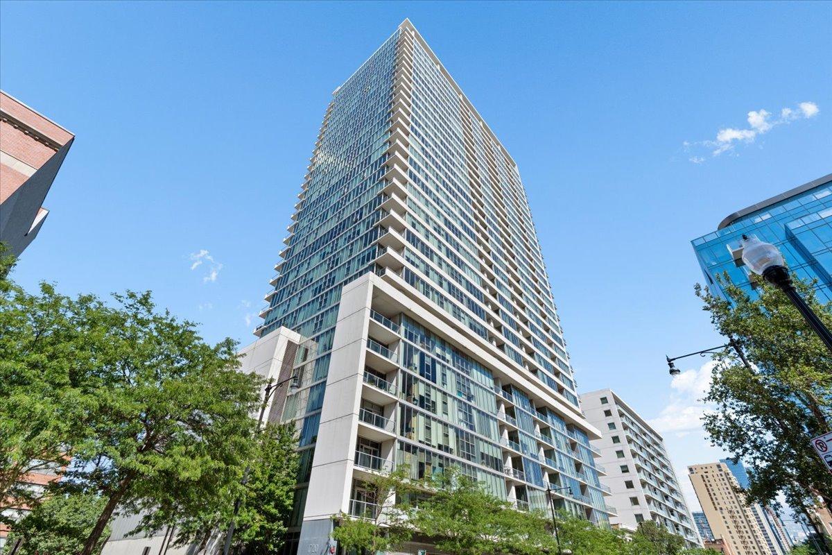 1720 S Michigan Ave. #2503, Chicago, IL 60616